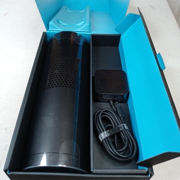 Amazon Echo (1st Generation) Smart Assistant - Ale - Picture 2 of 6